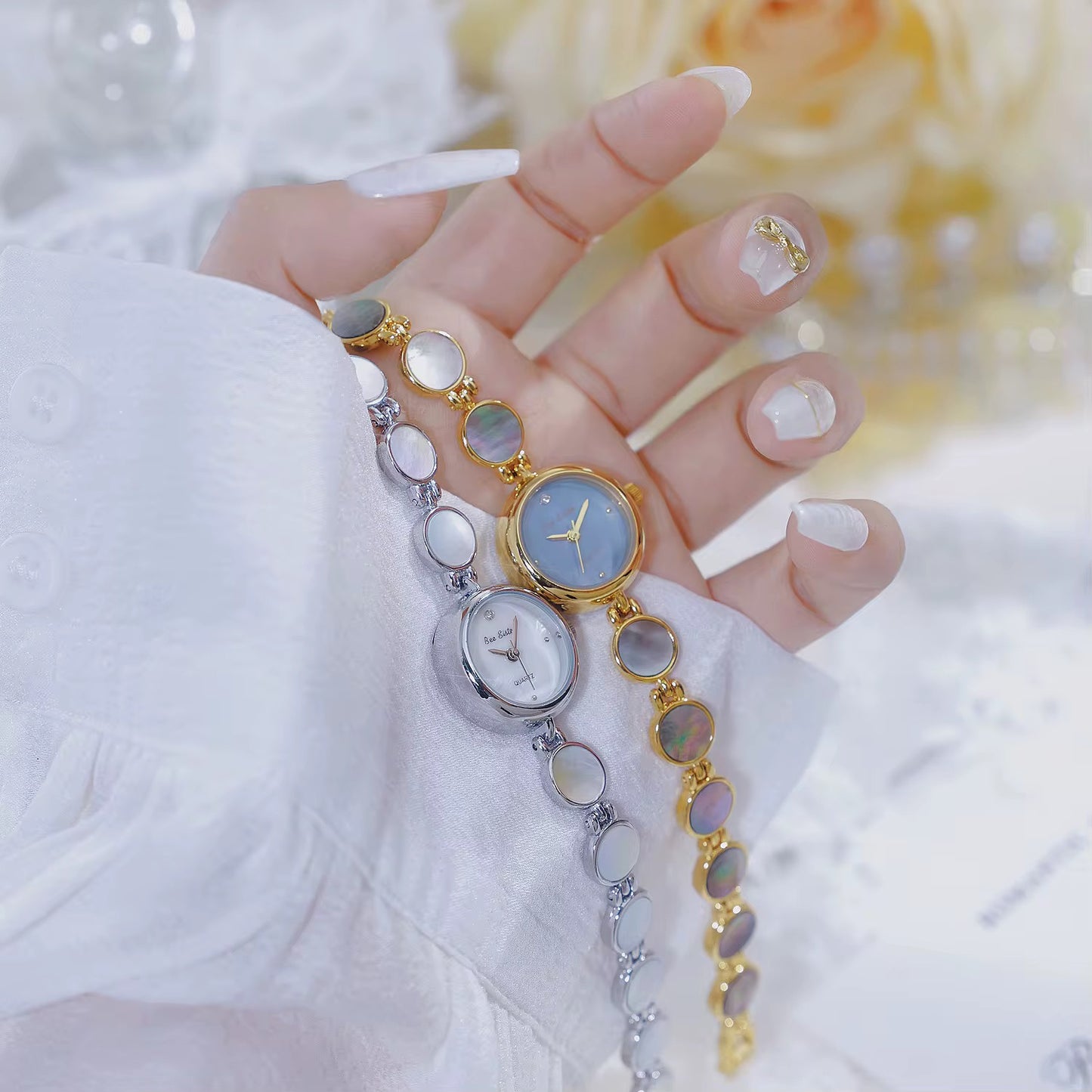 Vintage shell elegance